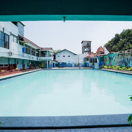פרובולינגו Oyo 1652 Hotel Tampiarto מראה חיצוני תמונה